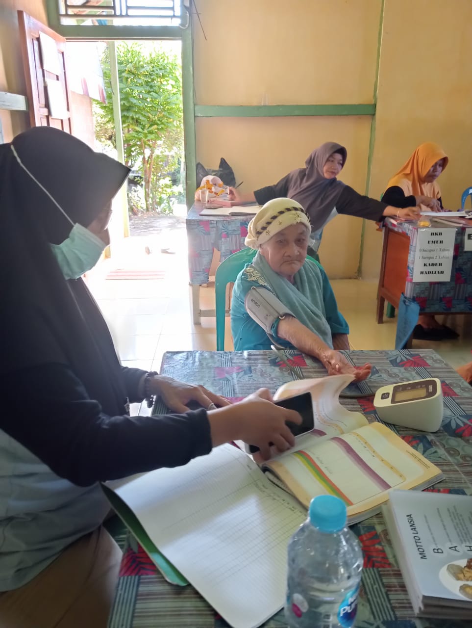 Kegiatan Posyandu Lansia Posyandu Balita dan Posbindu Berlangsung Kondusif di Dusun Sembatu, Desa Hilir
