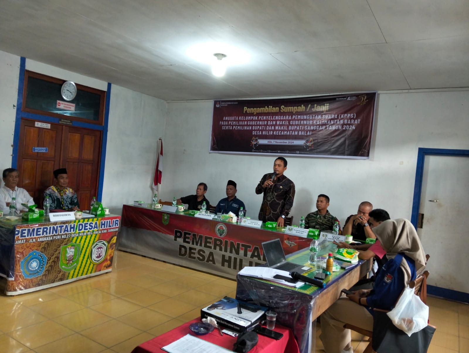 Kepala Desa Hilir, Bapak Ashadi Cahyadi, S.Pd., menghadiri undangan dari Panitia Pemungutan Suara (PPS)