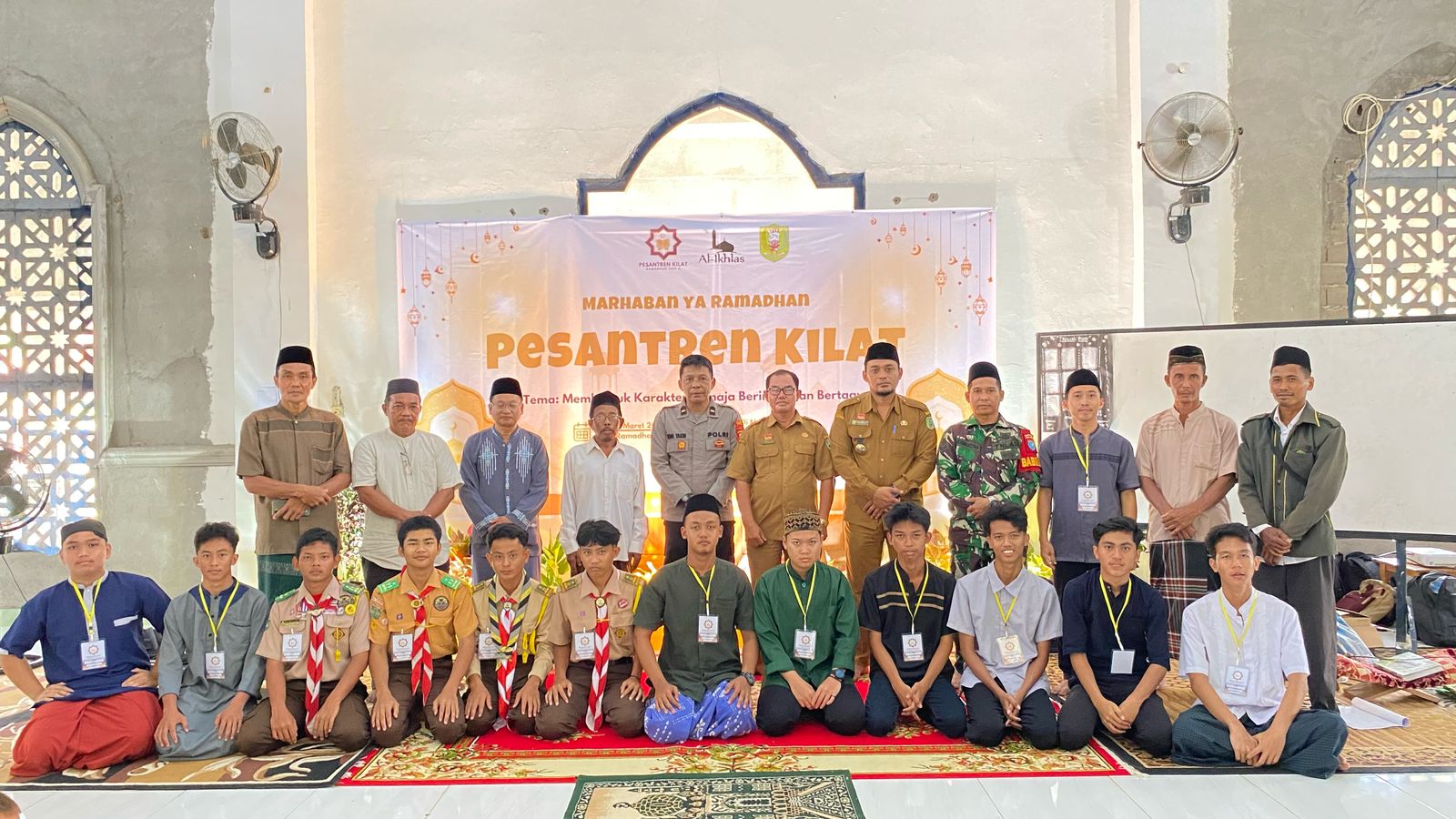 Kepala Desa Hilir Hadiri Seminar Pesantren Kilat di Masjid Al-Ikhlas Batang Tarang