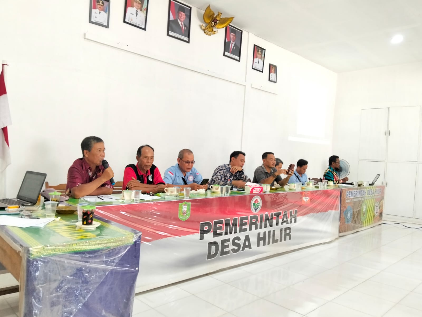 Pertemuan penentuan Tanah Ulayat desa Hilir 1