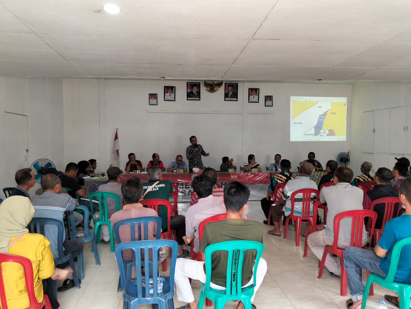 Pertemuan penentuan Tanah Ulayat desa Hilir 2