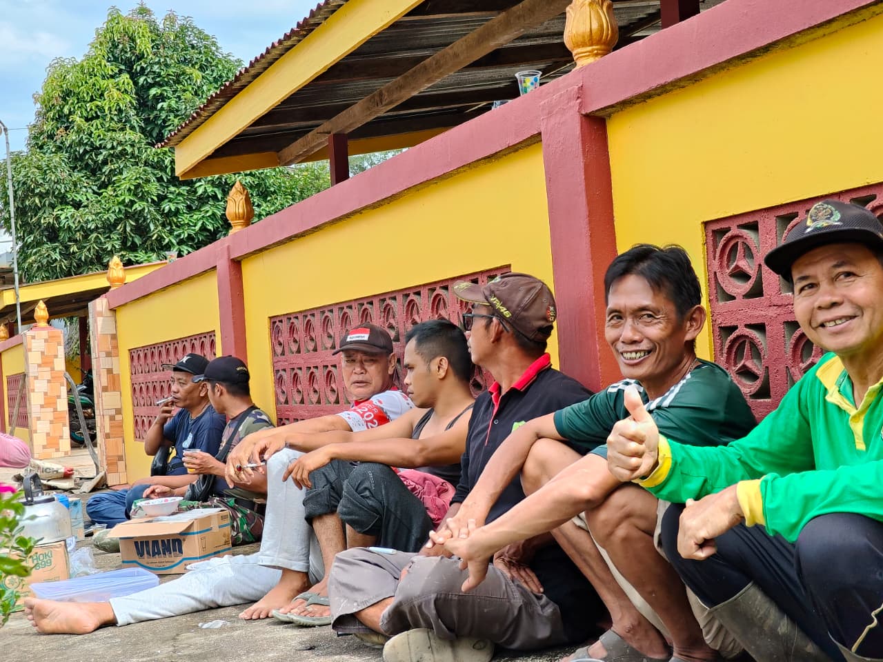 Kerja bakti Desa Hilir di Jalan Busuliung 3